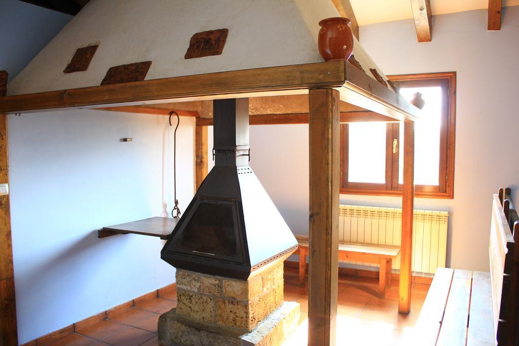 Casa Rural Lo Ferrero Guest House Belsue ภายนอก รูปภาพ